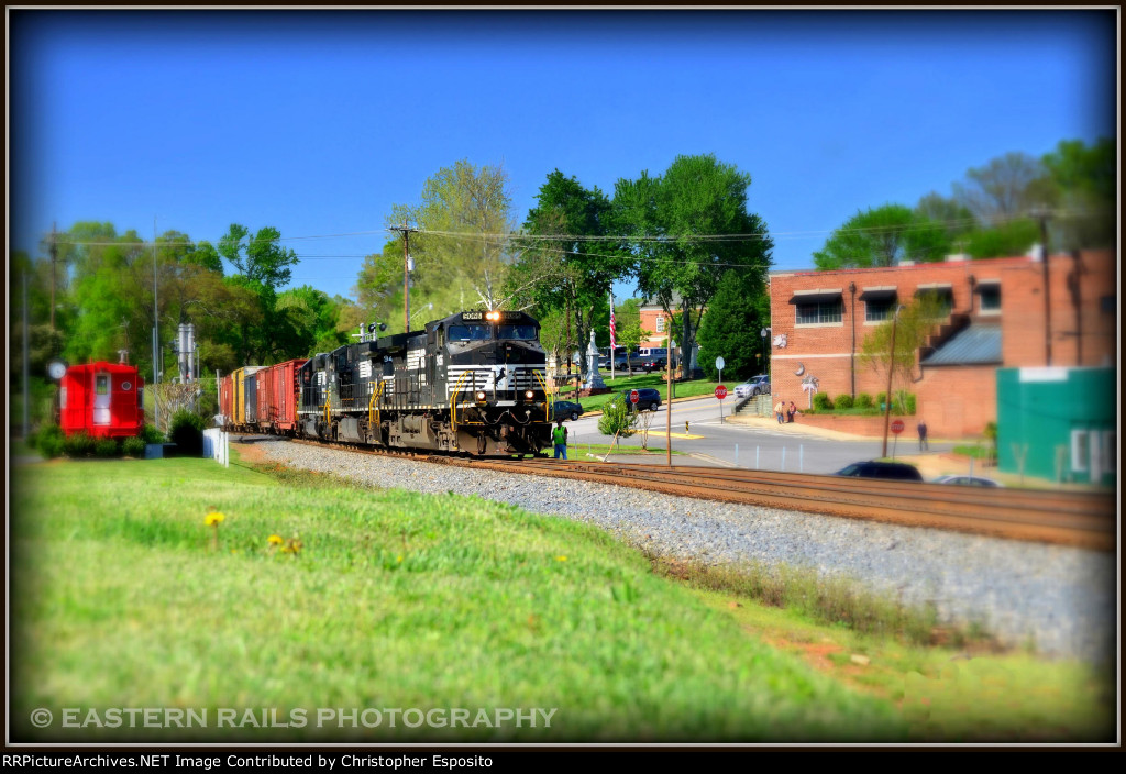 NS 9-40CW 9066 leads 337